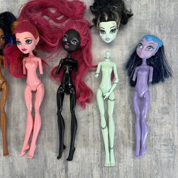 Monster High Dolls Lot of 7 Dolls For Parts Or Repair Frankie Gigi Delilah - Picture 3 of 10